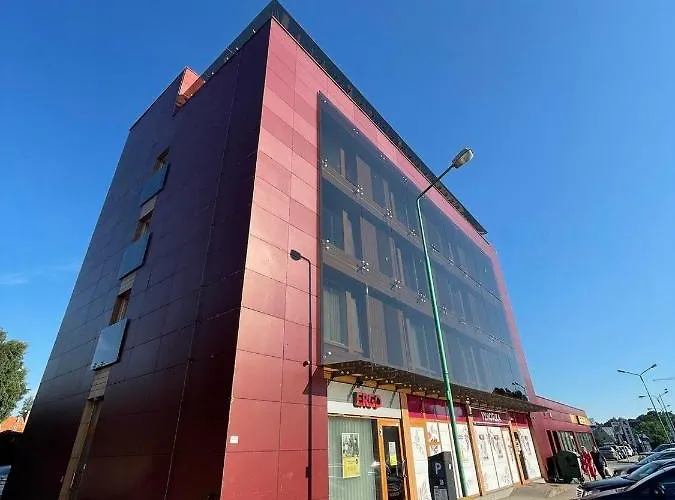 Raudonu Plytu Apartamentai