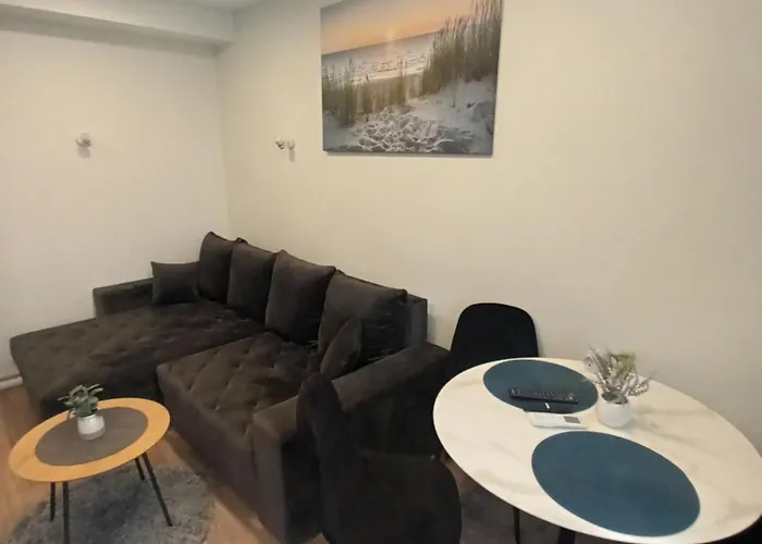 Raudonu Plytu Apartamentai