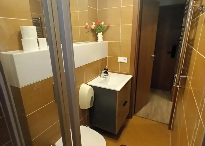 Raudonu Plytu Apartamentai Apartman